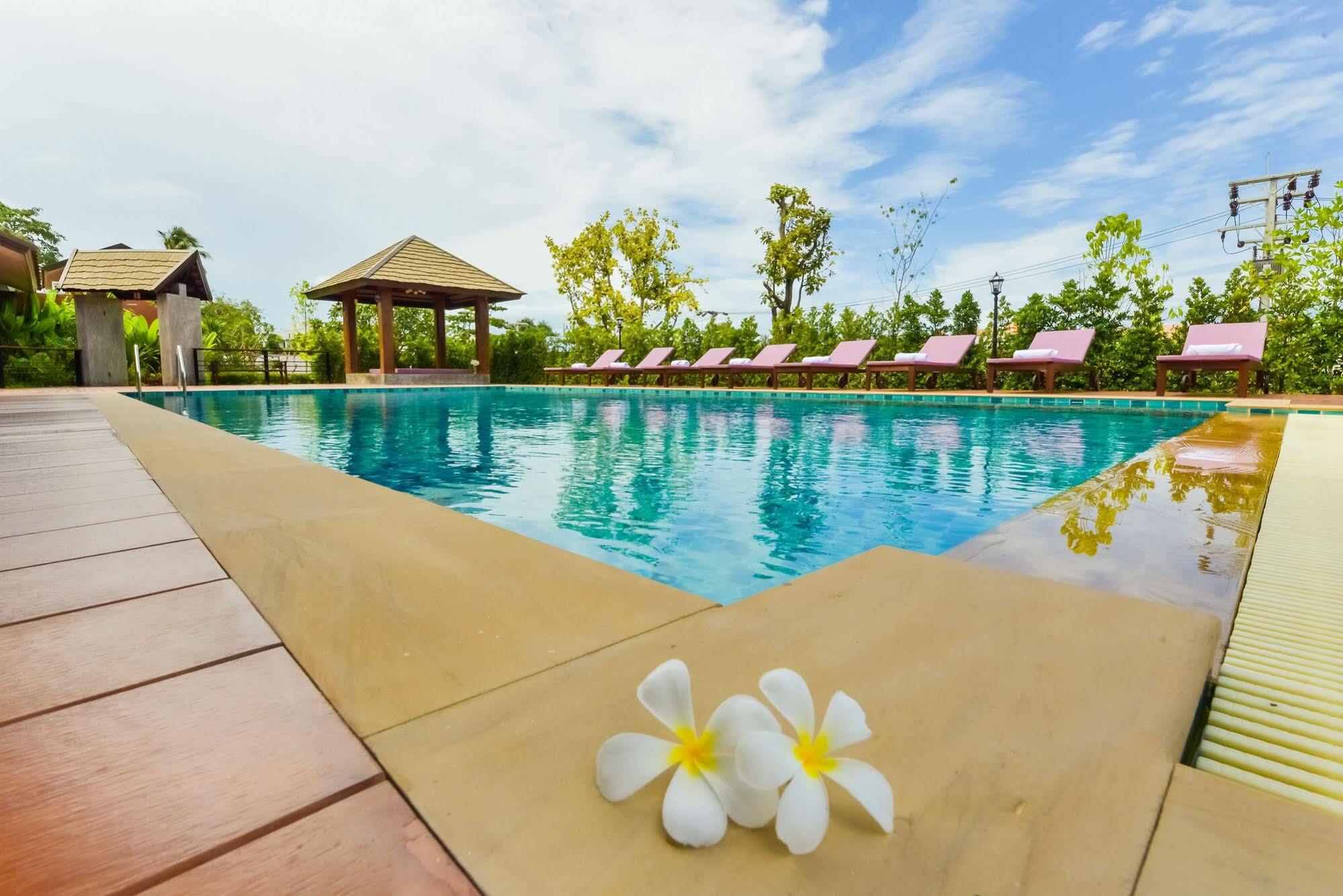 Sirinsamui Boutique Hostel Choeng Mon Bagian luar foto